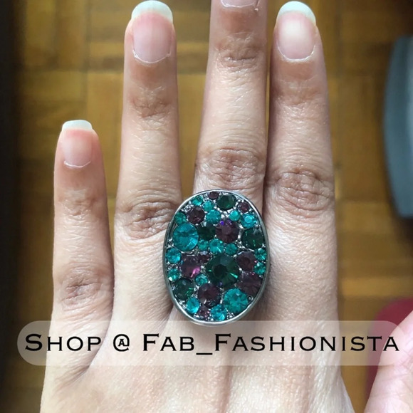 Gemstone Oval Stretch Statement Ring - Picture 3 of 10